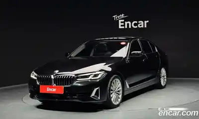 BMW 5-Series 2023 2.0 Автомат в Москве № 228143, миниатюра 2