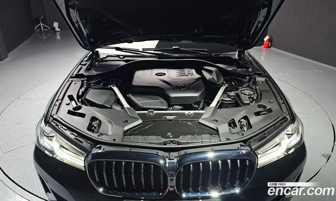 BMW 5-Series 2023 2.0 Автомат в Москве № 228143, фото 8