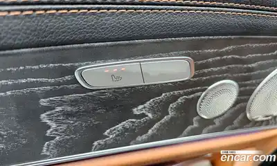 Mercedes-Benz E-Class 2021 2.0 Автомат в Москве № 229473, миниатюра 12