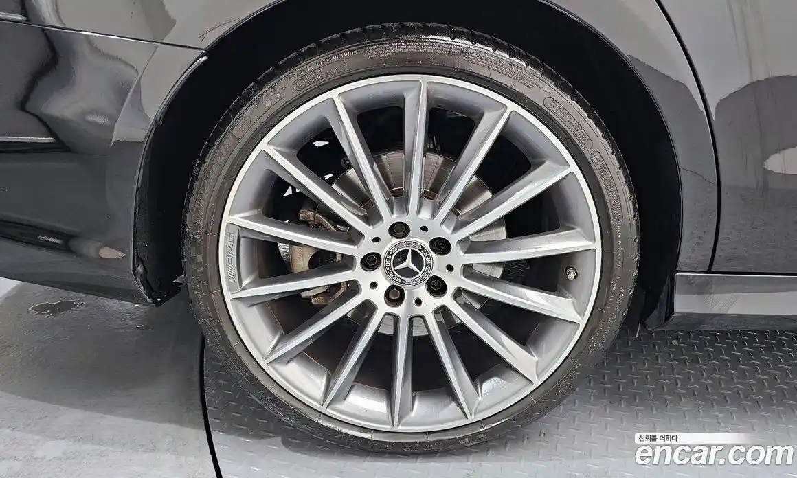 Mercedes-Benz E-Class 2021 2.0 Автомат в Москве № 229473, фото 15