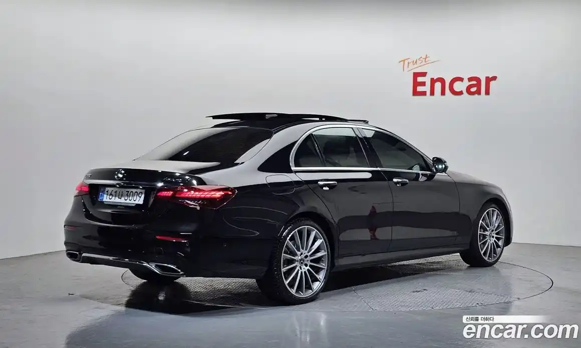 Mercedes-Benz E-Class 2021 2.0 Автомат в Москве № 229473, фото 18