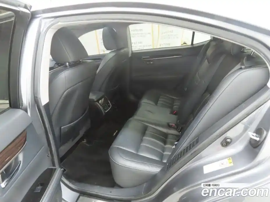 Lexus ES 2018 2.5 Автомат в Москве № 232014, фото 6