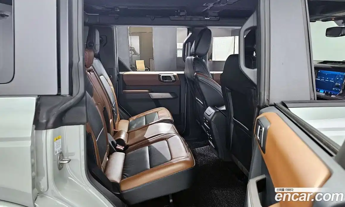 Ford Bronco 2023 2.7 Автомат в Москве № 233111, фото 16