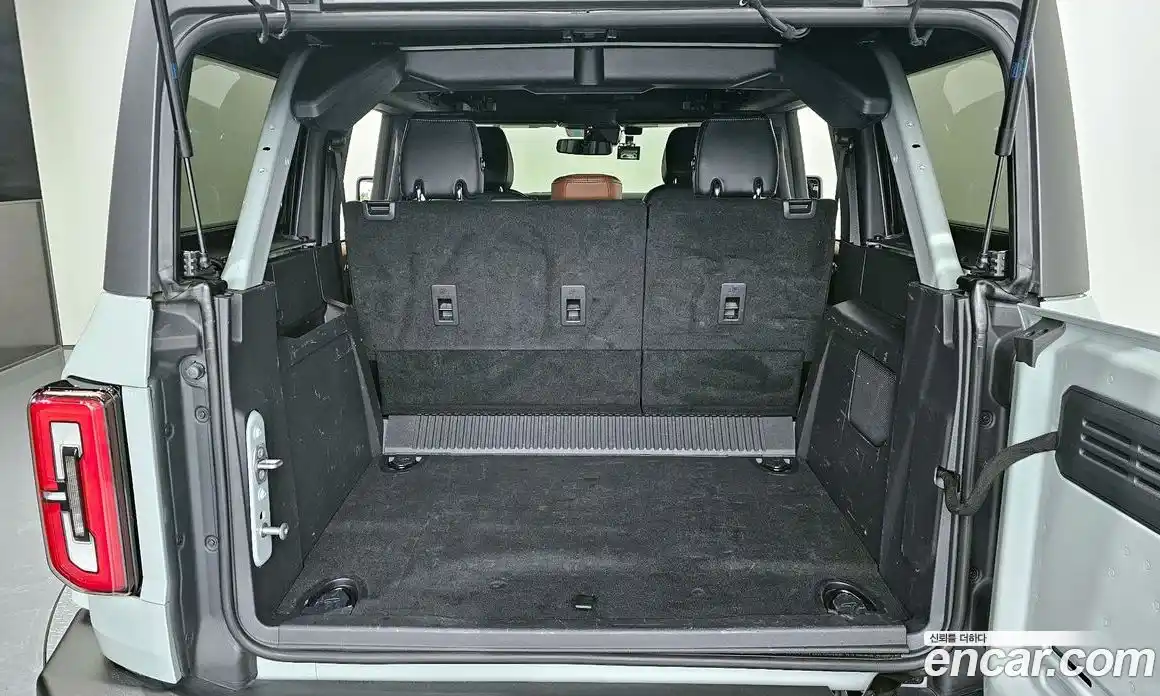 Ford Bronco 2023 2.7 Автомат в Москве № 233111, фото 7