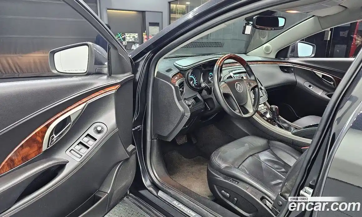 Chevrolet Alpheon 2014 3.0 Автомат в Москве № 239467, фото 12