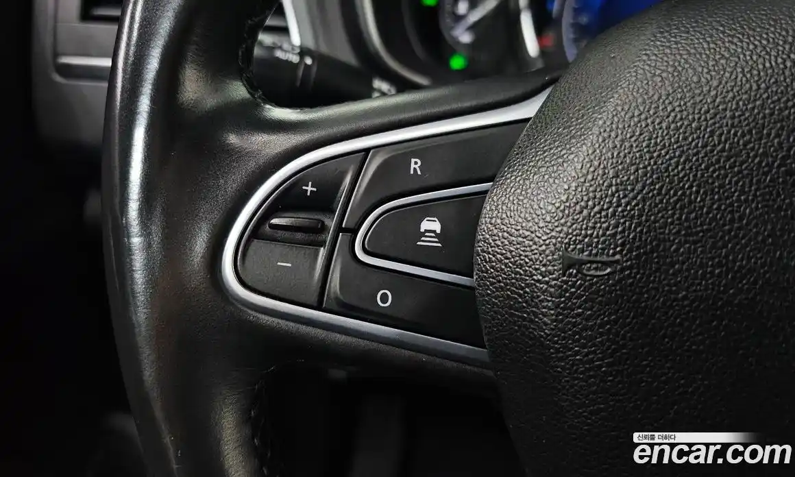 Renault QM6 2023 2.0 Автомат в Москве № 242069, фото 9