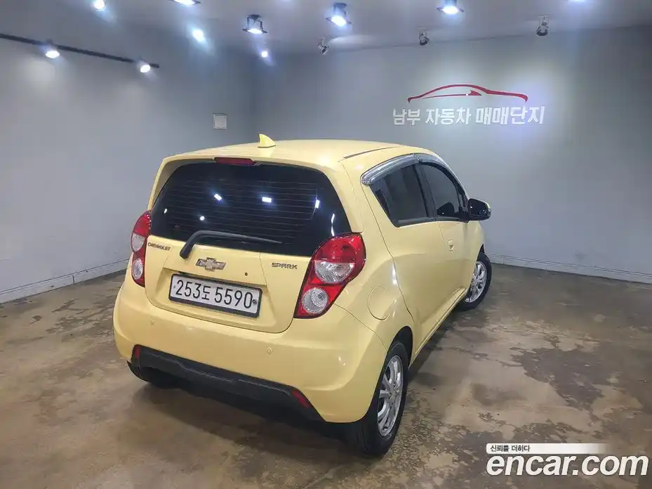 Chevrolet Spark 2014 1.0 Автомат в Москве № 24314, фото 5