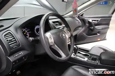 Nissan Altima 2017 2.5 Автомат в Москве № 244703, миниатюра 11