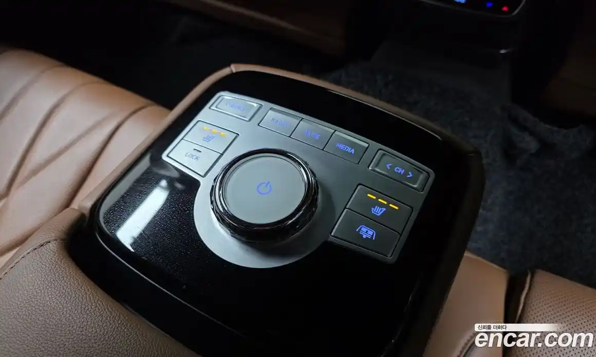 Genesis G80 2023 2.5 Автомат в Москве № 25365, фото 19