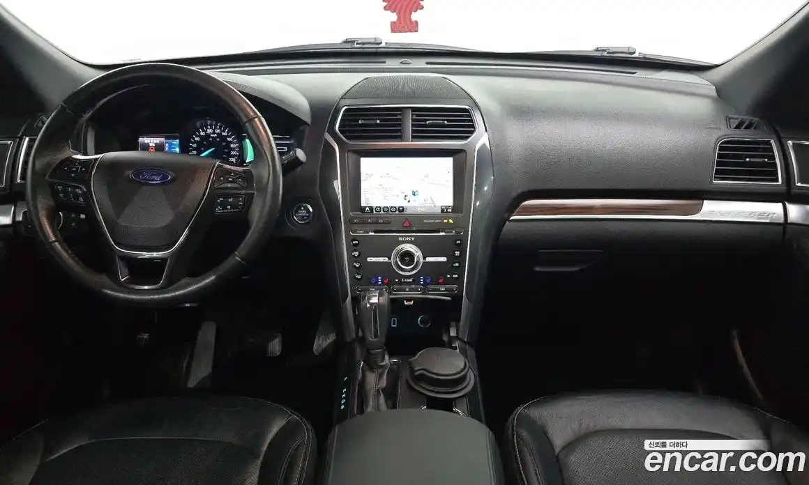 Ford Explorer 2018 2.3 Автомат в Москве № 255655, фото 14