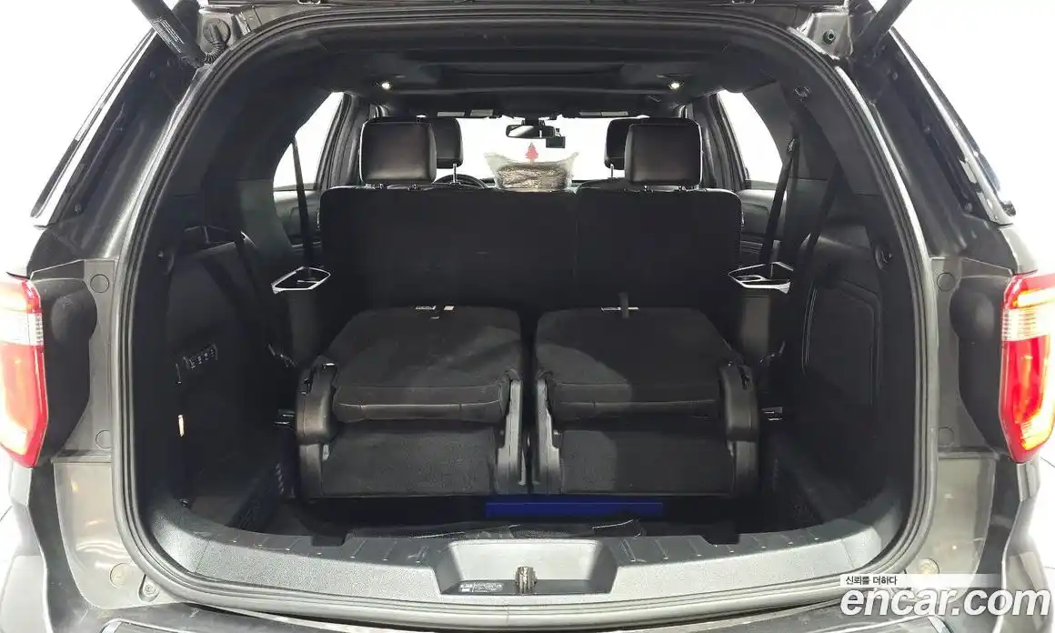 Ford Explorer 2018 2.3 Автомат в Москве № 255655, фото 5