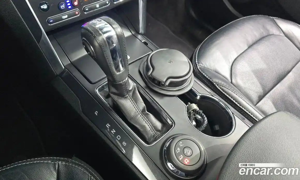 Ford Explorer 2018 2.3 Автомат в Москве № 255655, фото 10