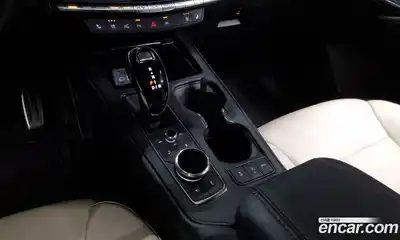 Cadillac XT4 2023 2.0 Автомат в Москве № 256349, миниатюра 9