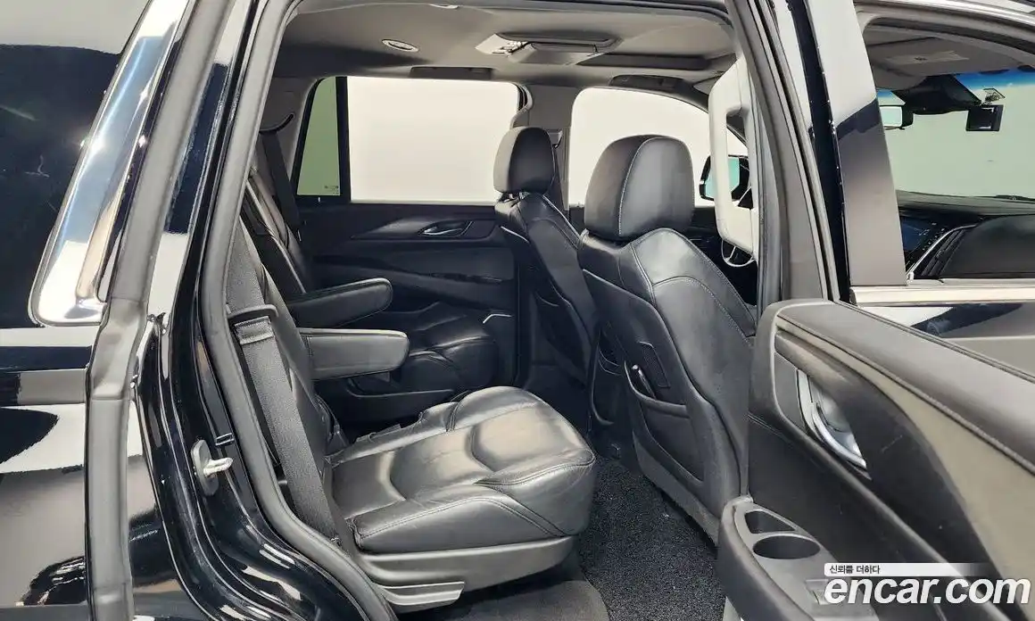 Cadillac Escalade 2019 6.2 Автомат в Москве № 256424, фото 19