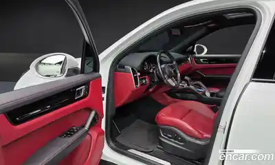 Porsche Cayenne 2022 3.0 Автомат в Москве № 270134, миниатюра 5