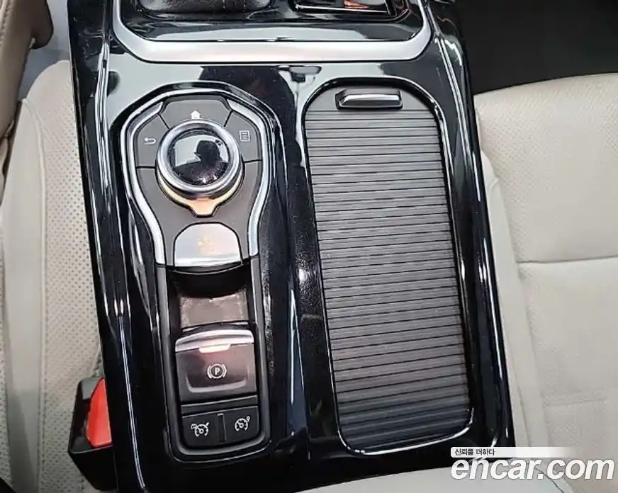 Renault SM6 2017 1.6 Автомат в Москве № 277754, фото 16