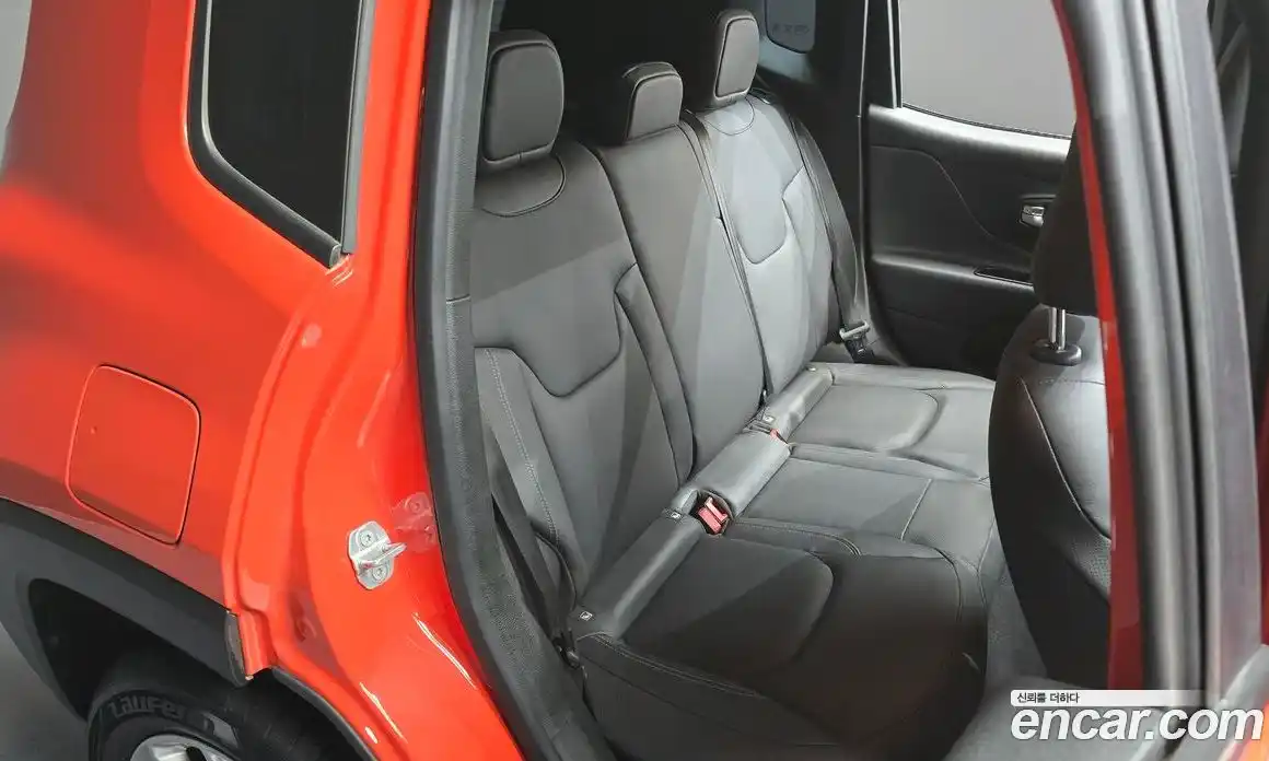 Jeep Renegade 2021 2.4 Автомат в Москве № 278464, фото 12
