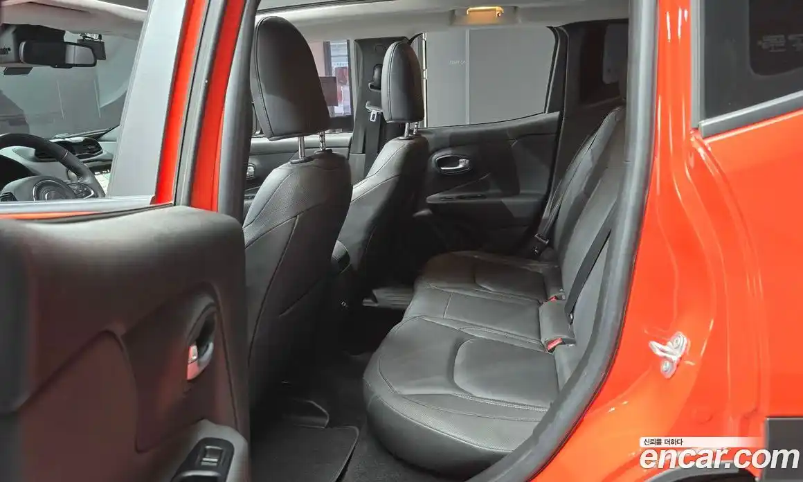 Jeep Renegade 2021 2.4 Автомат в Москве № 278464, фото 13