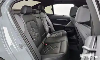 BMW 5-Series 2024 2.0 Автомат в Москве № 280037, миниатюра 2