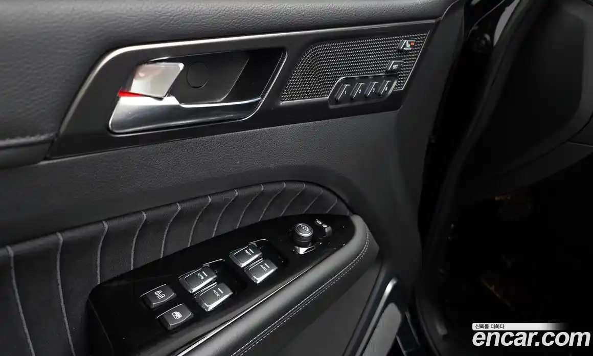 SsangYong Rexton 2024 2.2 Автомат в Москве № 28099, фото 17