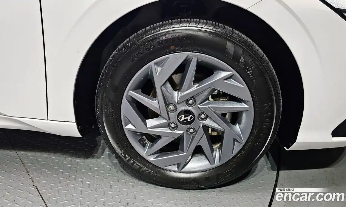 Hyundai Avante 2025 1.6 Автомат в Москве № 282392, фото 11