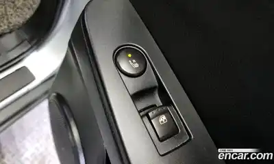 SsangYong Korando 2016 2.0 Автомат в Москве № 29348, миниатюра 7