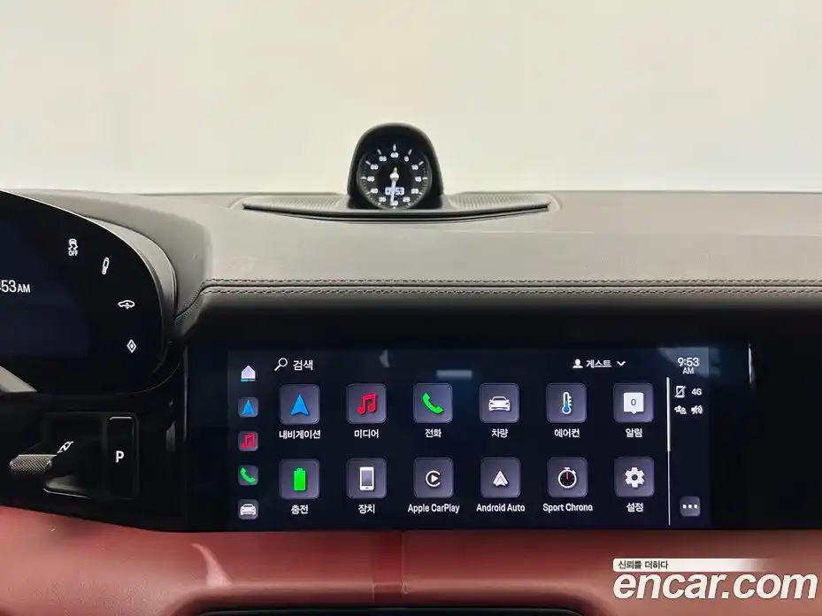 Porsche Taycan 2024 0.1 Автомат в Москве № 297602, фото 17