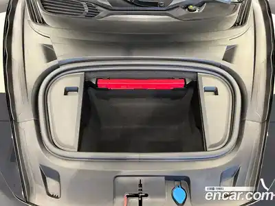 Porsche Taycan 2024 0.1 Автомат в Москве № 297602, миниатюра 6