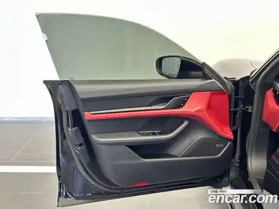 Porsche Taycan 2024 0.1 Автомат в Москве № 297602, миниатюра 10