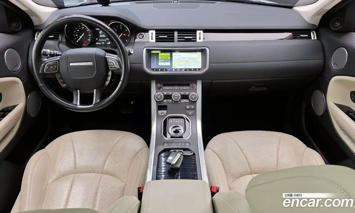 Land Rover Range-Rover Evoque 2017 2.0 Автомат в Москве № 298248, фото 16