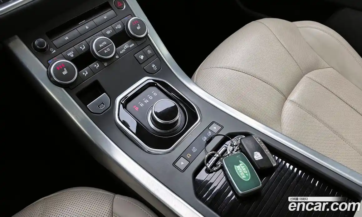 Land Rover Range-Rover Evoque 2017 2.0 Автомат в Москве № 298248, фото 20