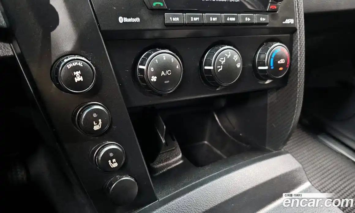 SsangYong Korando 2015 2.0 Автомат в Москве № 31596, фото 19