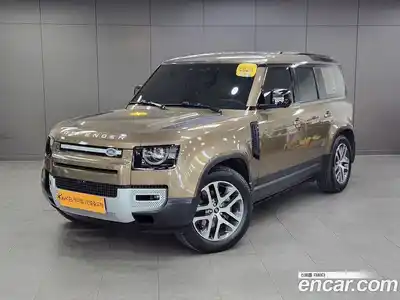 Land Rover Defender, 2023