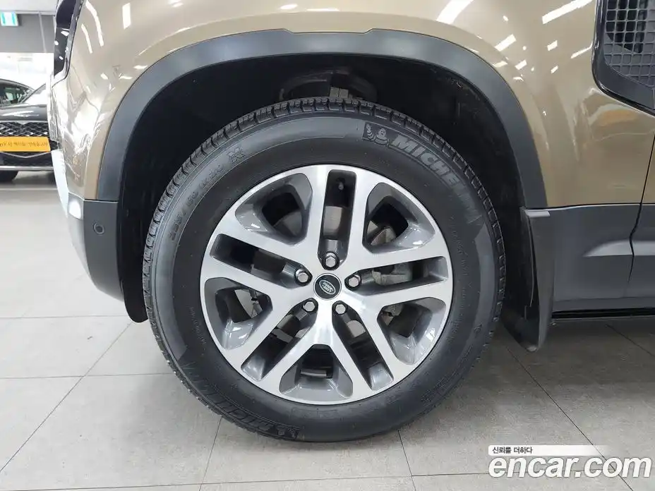 Land Rover Defender 2023 3.0 Автомат в Москве № 316415, фото 20