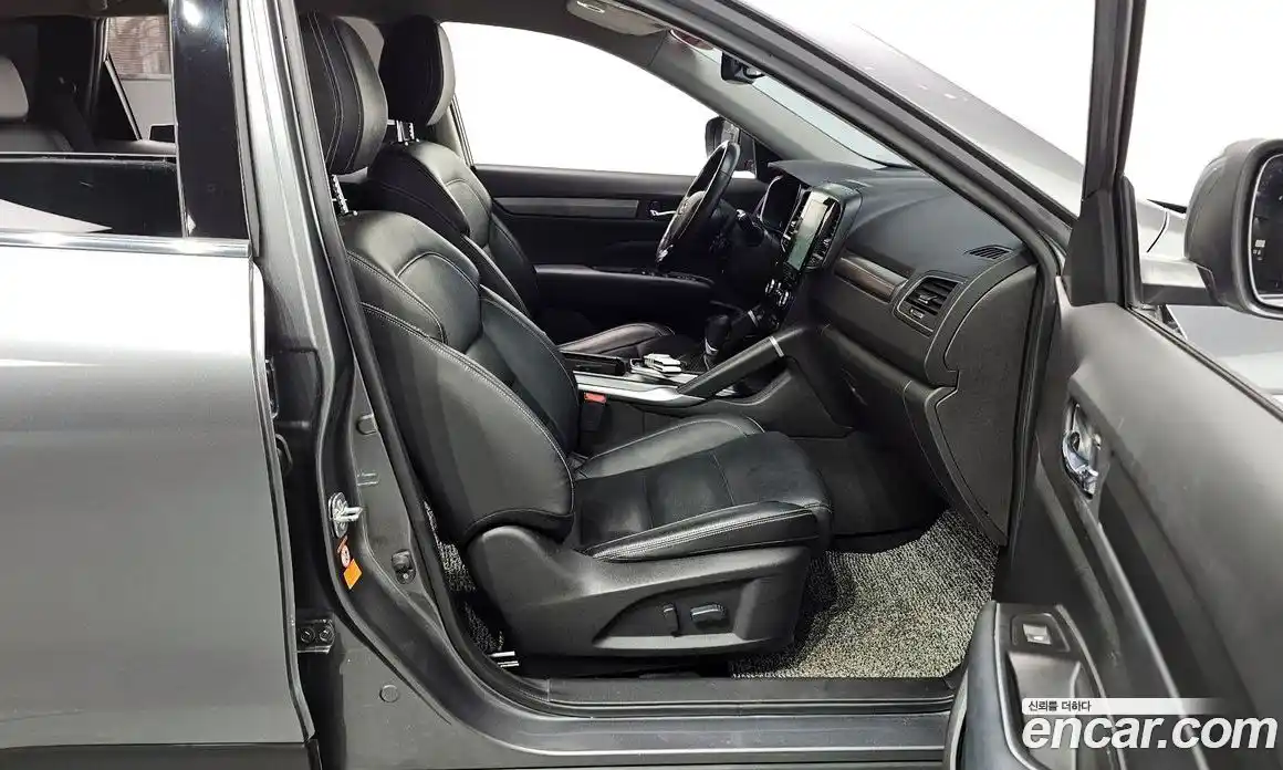 Renault QM6 2023 2.0 Автомат в Москве № 316805, фото 11