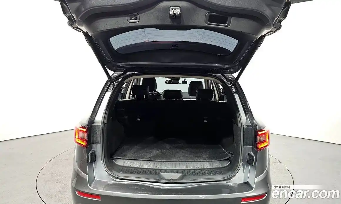 Renault QM6 2023 2.0 Автомат в Москве № 316805, фото 20