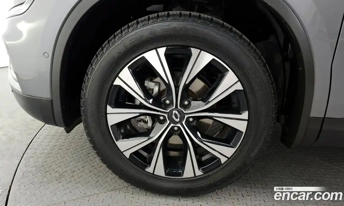 Renault QM6 2023 2.0 Автомат в Москве № 316805, фото 5