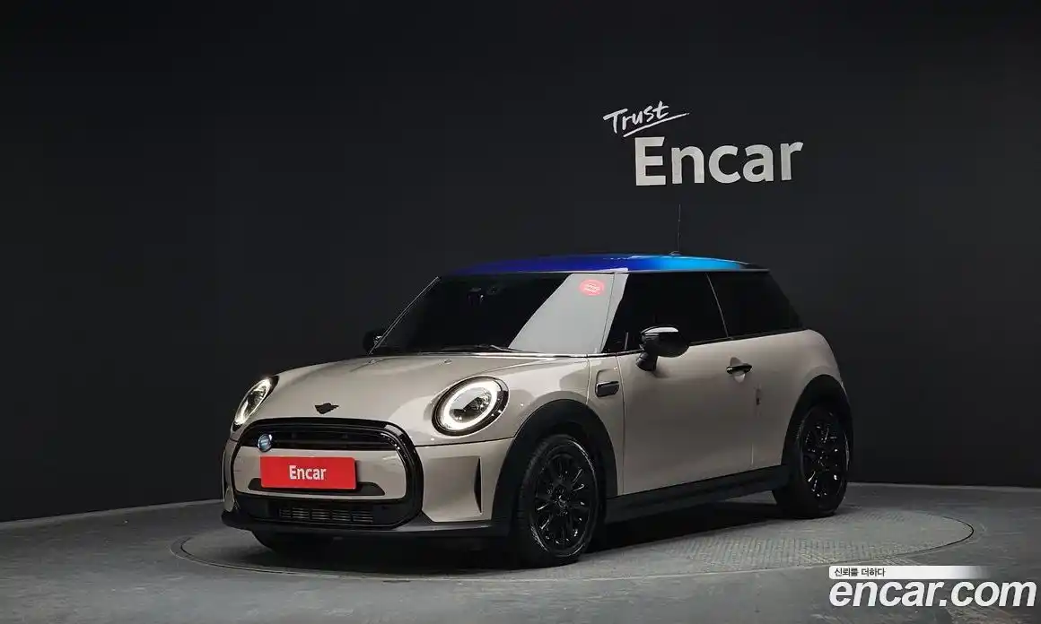 Mini Cooper 2022 1.5 Автомат в Москве № 316893, фото 13