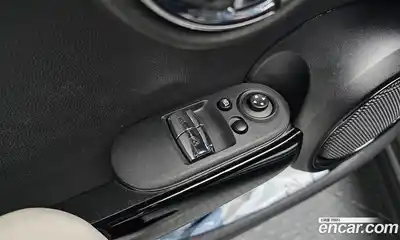 Mini Cooper 2022 1.5 Автомат в Москве № 316893, миниатюра 5