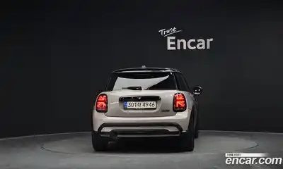 Mini Cooper 2022 1.5 Автомат в Москве № 316893, миниатюра 10
