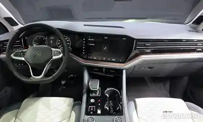 Volkswagen Touareg 2026 3.0 Автомат в Москве № 317695, миниатюра 12