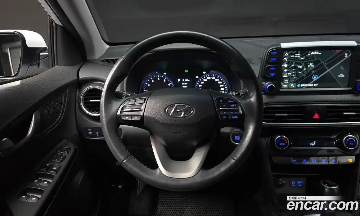 Hyundai Kona 2020 1.6 Автомат в Москве № 320130, фото 11