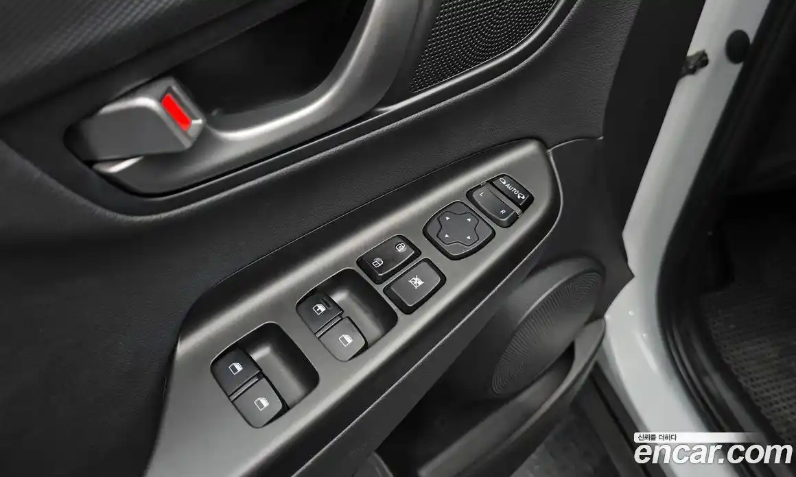 Hyundai Kona 2020 1.6 Автомат в Москве № 320130, фото 16