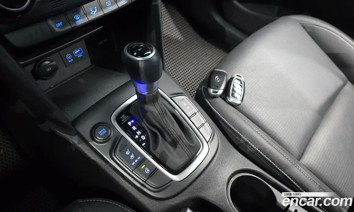 Hyundai Kona 2020 1.6 Автомат в Москве № 320130, фото 18