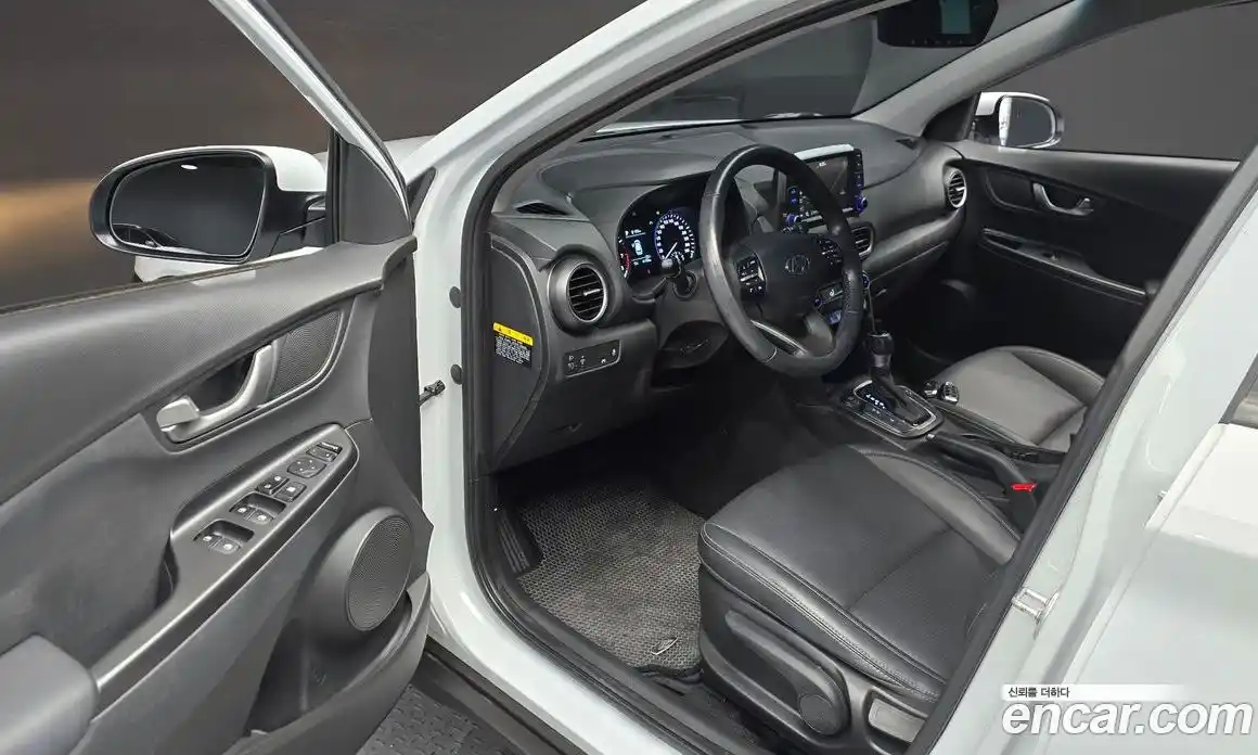 Hyundai Kona 2020 1.6 Автомат в Москве № 320130, фото 19