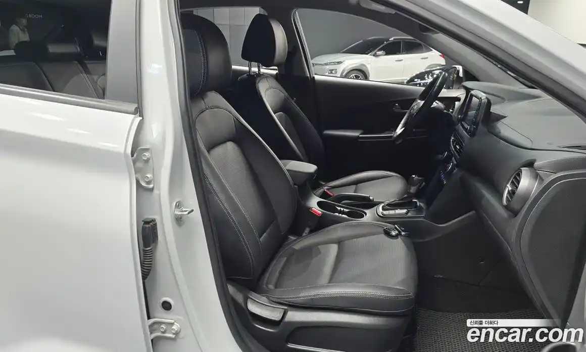 Hyundai Kona 2020 1.6 Автомат в Москве № 320130, фото 6