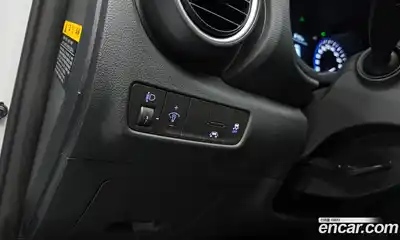 Hyundai Kona 2020 1.6 Автомат в Москве № 320130, миниатюра 10