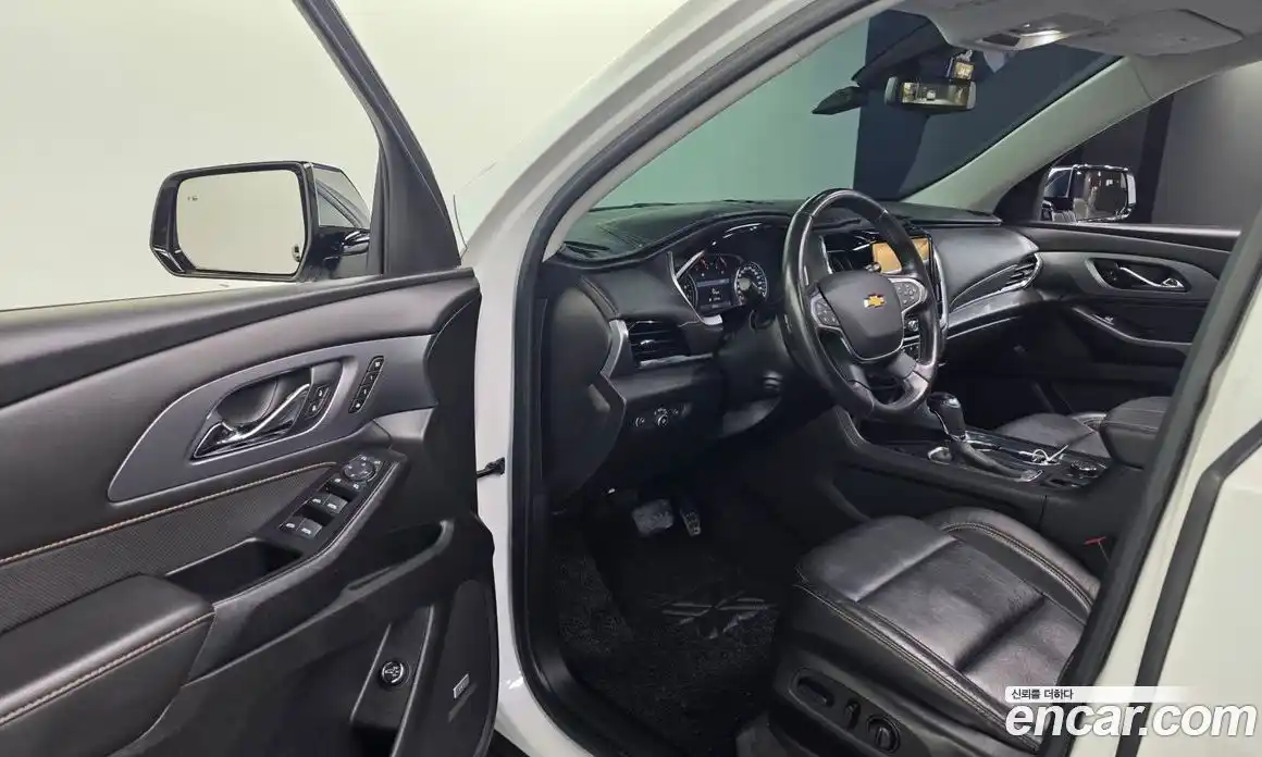 Chevrolet Traverse 2020 3.6 Автомат в Москве № 327030, фото 1