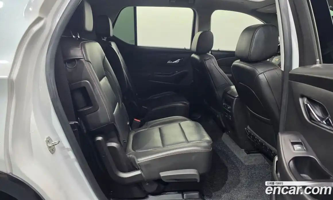 Chevrolet Traverse 2020 3.6 Автомат в Москве № 327030, фото 16