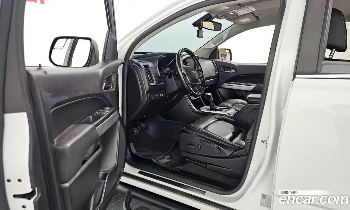 Chevrolet Colorado 2020 3.6 Автомат в Москве № 327369, фото 11